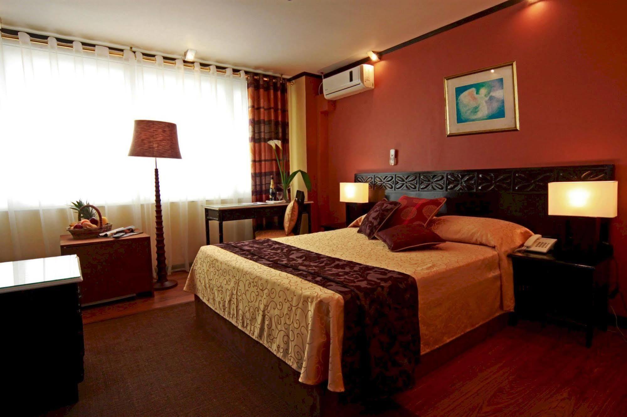 manila manor hotel contact number
